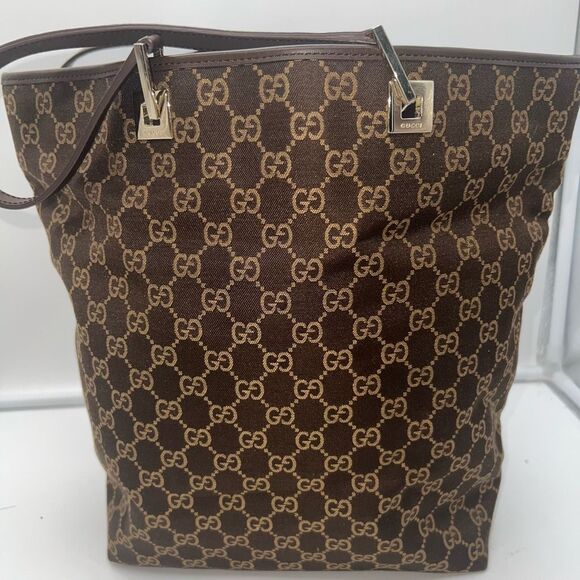 Gucci Brown Monogram Tote Bag - Picture 4 of 14